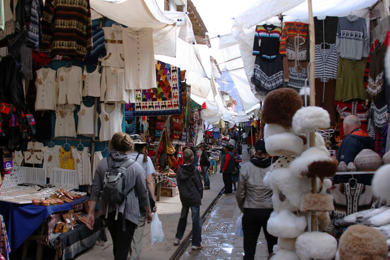 Craft Market Shopping in Cusco, Sacred Valley and Machu Picchu