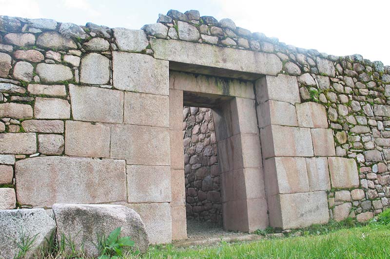 Vilcabambao Fortress Inca gate in Vilcabamba