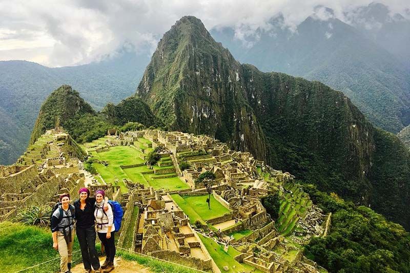 Macchu Picchu Group of tourists in Machu Picchu