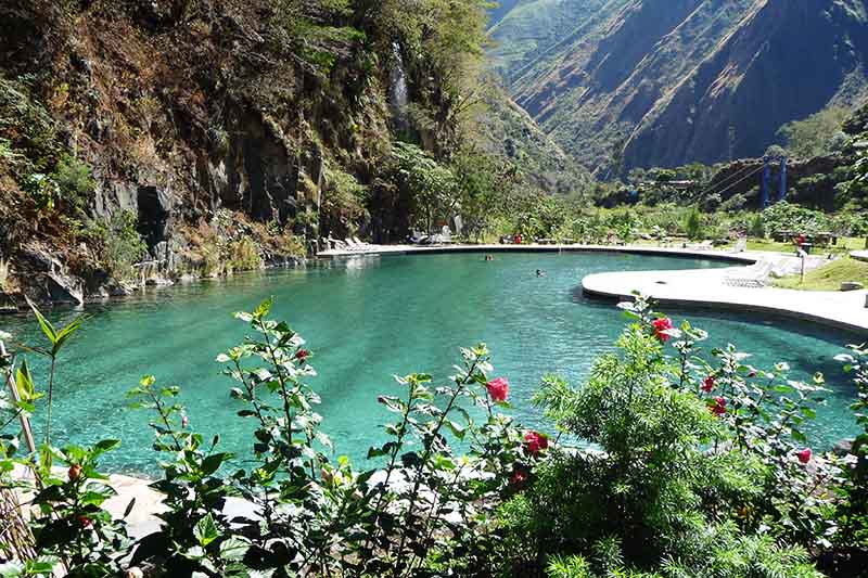 Baños Termales de Cocalmayo Colcalmayo hot springs pools in Santa Teresa