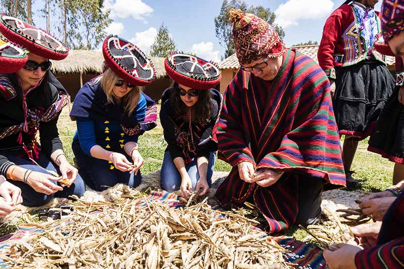Experiential tourism in Cusco Group of tourists doing experiential tourism in Cusco