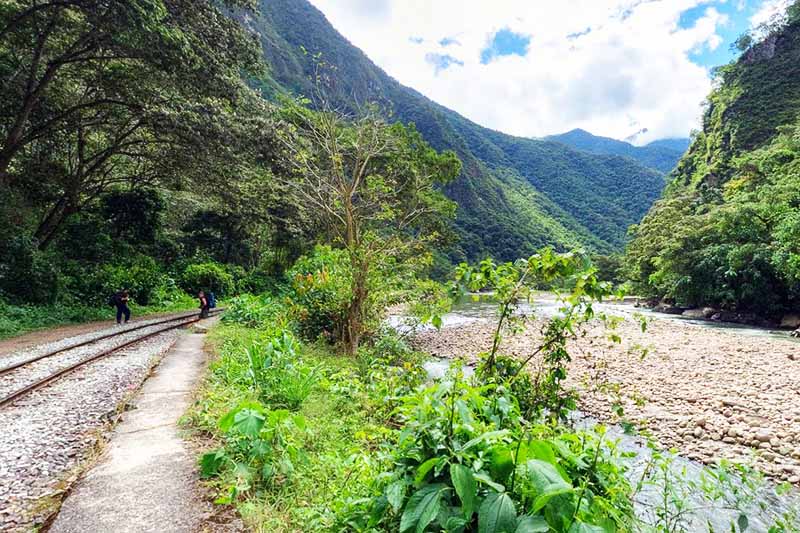 Landscape route from Hydroelectric to Aguas Calientes Landscape of the hydroelectric road to Aguas Calientes
