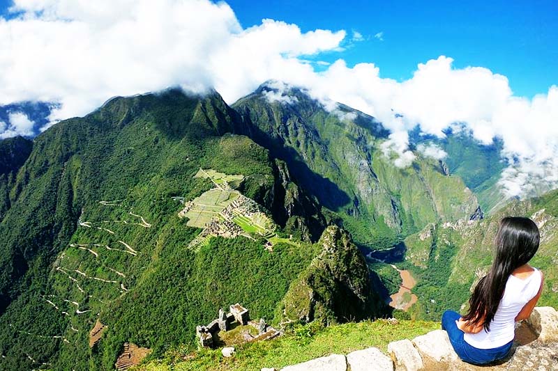 Cima del Huayna Picchu View from the top of Huayna Picchu