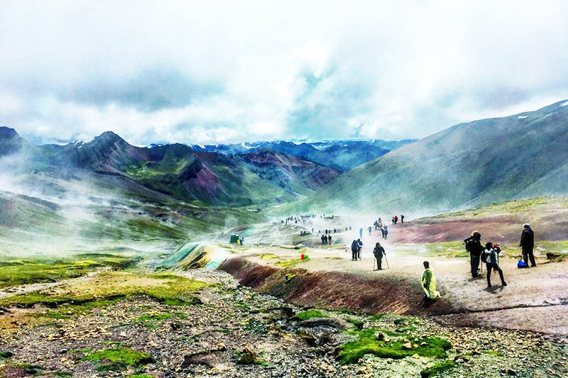 Recorrido Montaña de Colores Mountain tour 7 colors