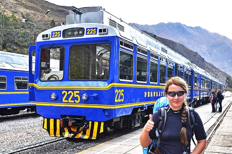 Train Cusco - Machu Picchu Tourist at the train station to Machu Picchu