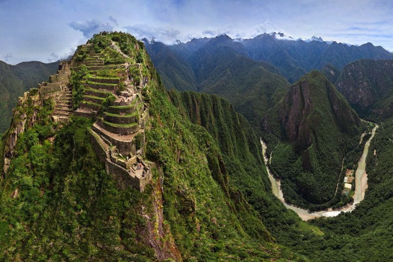 Huayna Picchu Mountain Huayna Picchu Mountain