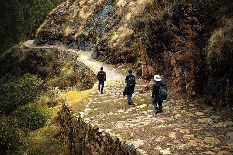 Urquillos Inca Trail