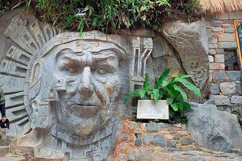Machu Picchu - The Sculptures Sculptures in Machu Picchu Village