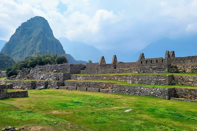 Three Gates Three Gates - Machu Picchu
