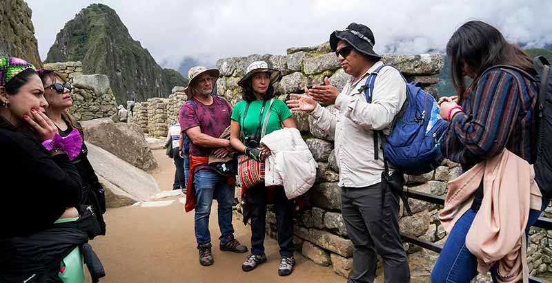 Guide service in Machu Picchu